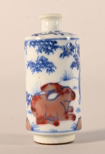 Blue and red porcelain snuff bottle decorated...