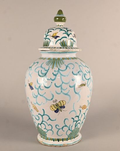 Brussels earthenware covered pot, 18th century...