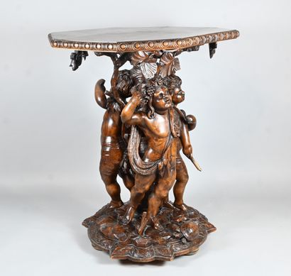 Grande table de centre sculptée, Italie,...