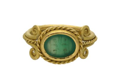 Green agate intaglio ring, mid-20th century
Set...