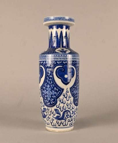 Blue and white porcelain vase, China, apocryphal...