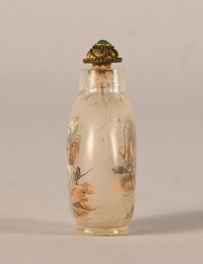 Snuff bottle in glass painted on the inside...