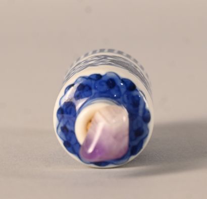 Blue and white porcelain Snuff bottle, China,...