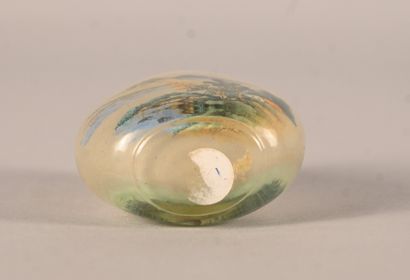 Snuff bottle in glass painted on the inside...