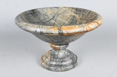 Veined marble bowl on foot - Belgium - Early...