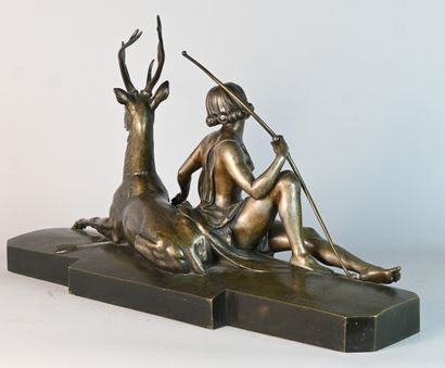 Art Deco bronze group signed Morante depicting...