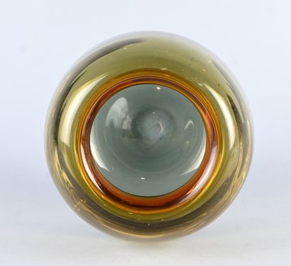 Vase en verre soufflé multicouche ambre et...