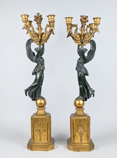 Important pair of Empire period gilt bronze...