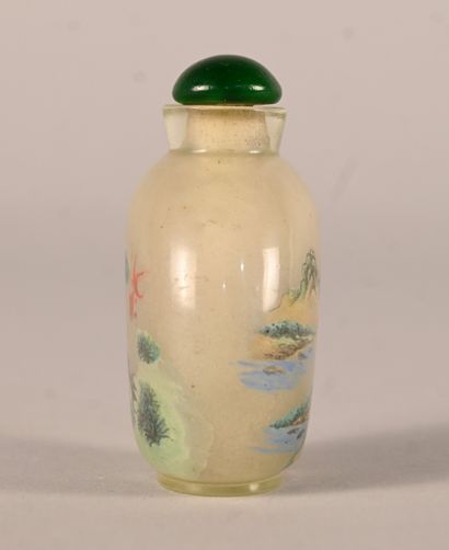 Snuff bottle in glass painted on the inside...