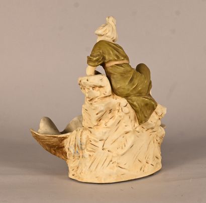 Royal Dux - Jeune femme à la coquille, Art...
