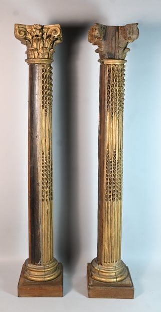 Pair of Baroque columns in carved oak, 18th...