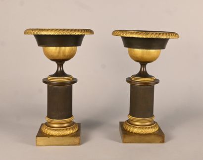Pair of bronze vases, Empire period
Pair...