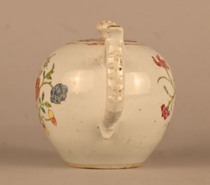 Famille Rose porcelain teapot with naturalistic...