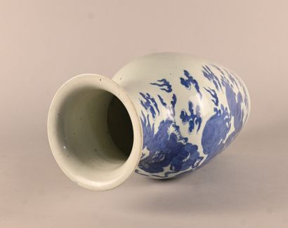 Blue and white porcelain vase with Buddhist...