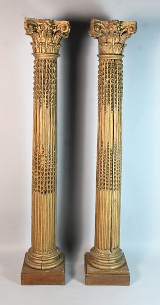 Pair of Baroque columns in carved oak, 18th...
