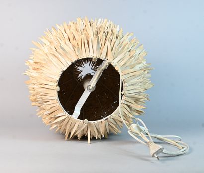 Lampe design de style boho en bois ajouré
Lampe...