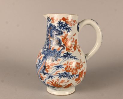 Imari porcelain pitcher China, early 18th...