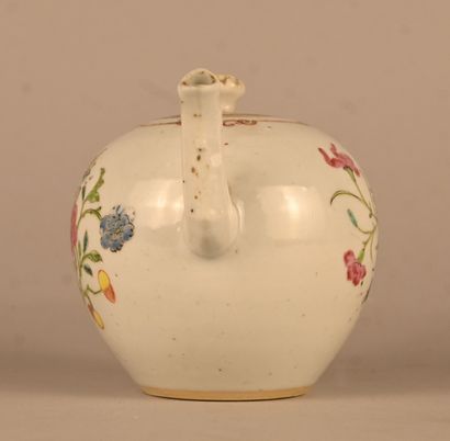 Famille Rose porcelain teapot with naturalistic...