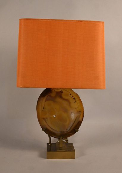 Sculptural table lamp in carnelian and brass,...