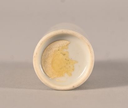 Porcelain snuff bottle with polychrome floral...