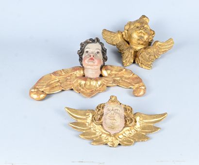 Set of three baroque carved wood angel heads
Set...