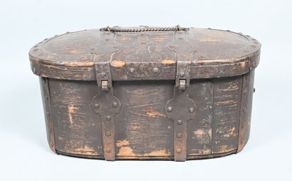 Wooden travelling case with wrought-iron...