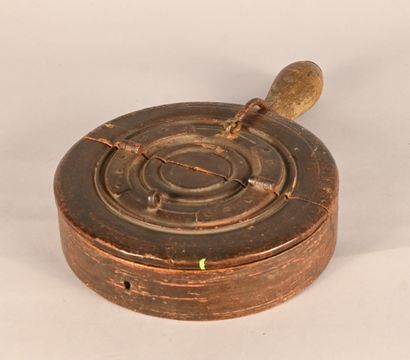 Painted wooden collection box, 18th century
Turned...