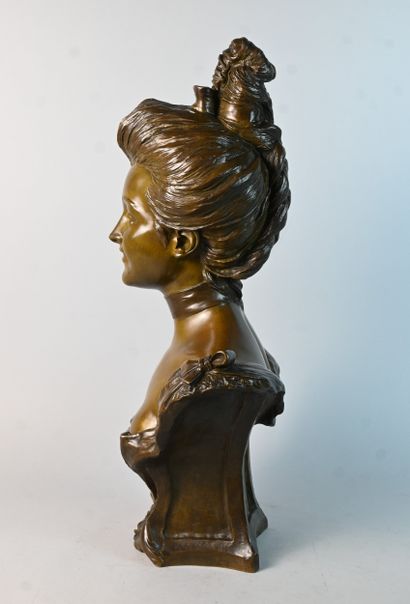 Female bust in patinated regula, signed A....