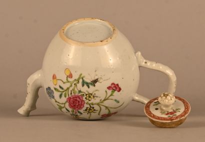 Famille Rose porcelain teapot with naturalistic...