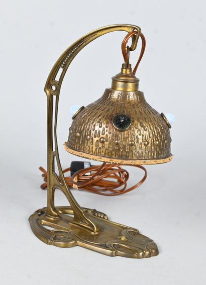 Art Nouveau table lamp in brass with glass...