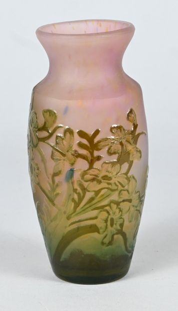 Multi-layered glass vase with acid-etched...