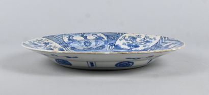Blue and white porcelain plate, Kraak style,...