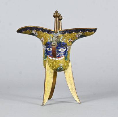 Jue-type ritual bowl in cloisonné bronze,...