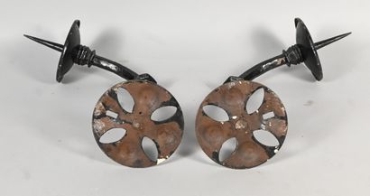 Pair of wrought iron wall sconces - Neo-Gothic...