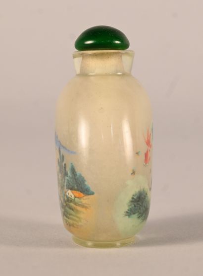 Snuff bottle in glass painted on the inside...