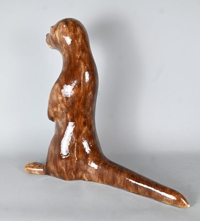 Sculpture animalière en grès émaillé représentant...