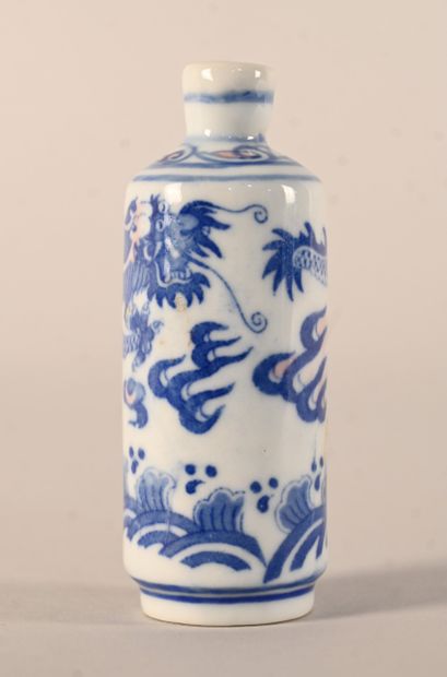 Blue and white porcelain snuff bottle with...