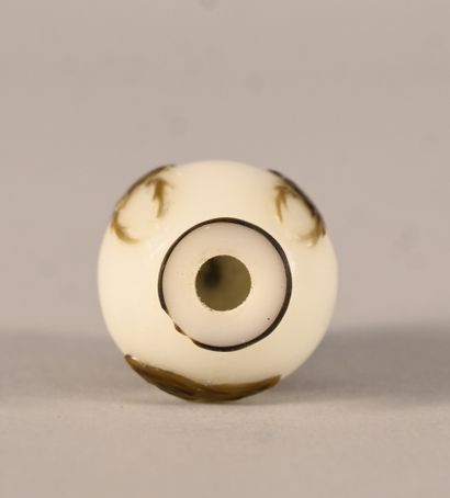Snuff bottle in 