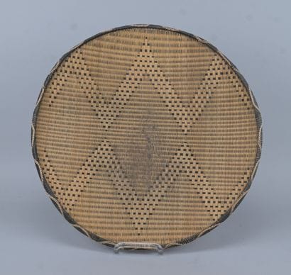 Large Tutsi presentation tray - Rwanda -...