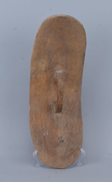 Painted Tutsi dance shield - Rwanda - first...