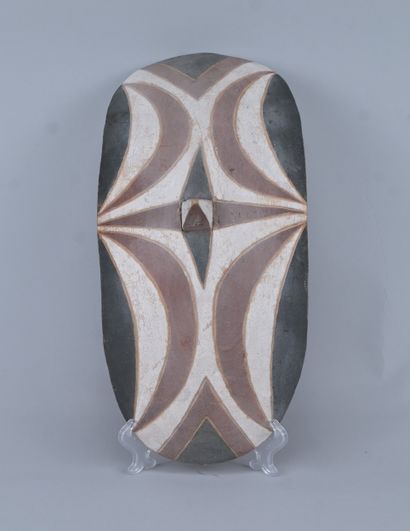 Painted Tutsi dance shield - Rwanda - first...