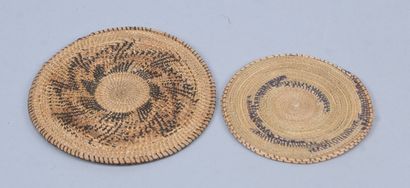 Two miniature Tutsi wickerwork trays - Rwanda,...