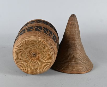Large Tutsi agaseke Rwanda - woven basketry,...