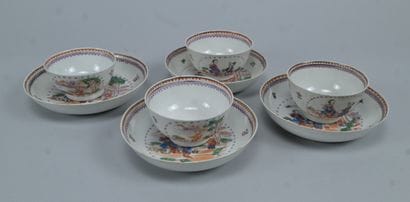 Chine – Ensemble de quatre tasses et soucoupes...