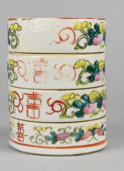 Boîte cylindrique chinoise en porcelaine...