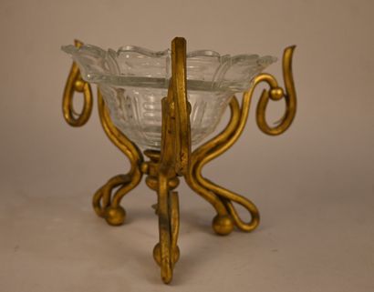Coupe centre de table Art nouveau en métal...