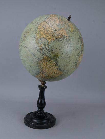 Grand globe terrestre G. Thomas, Paris, fin...