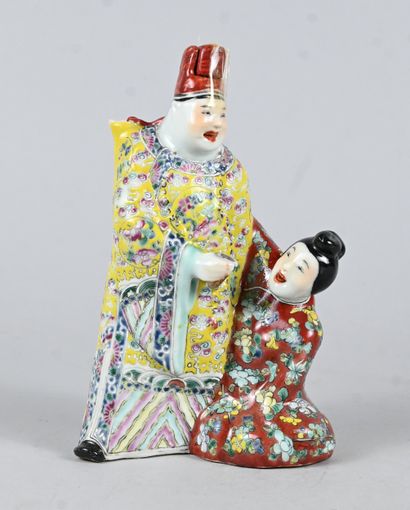 Flacon anthropomorphe chinois en porcelaine...