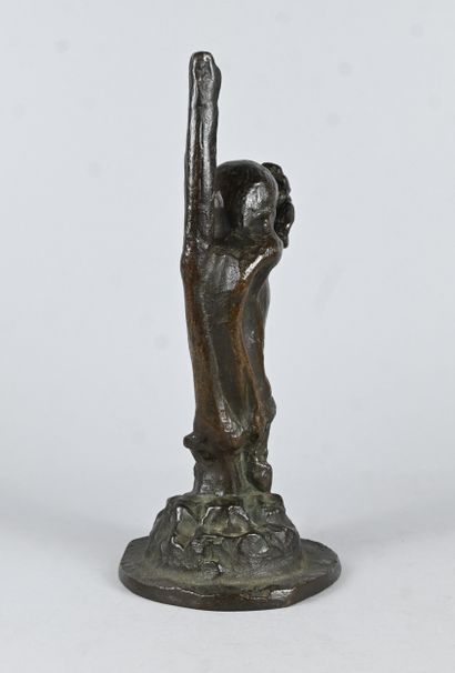 Sculpture moderniste en bronze représentant...