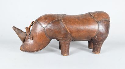 Repose-pieds en cuir en forme de rhinocéros,...
